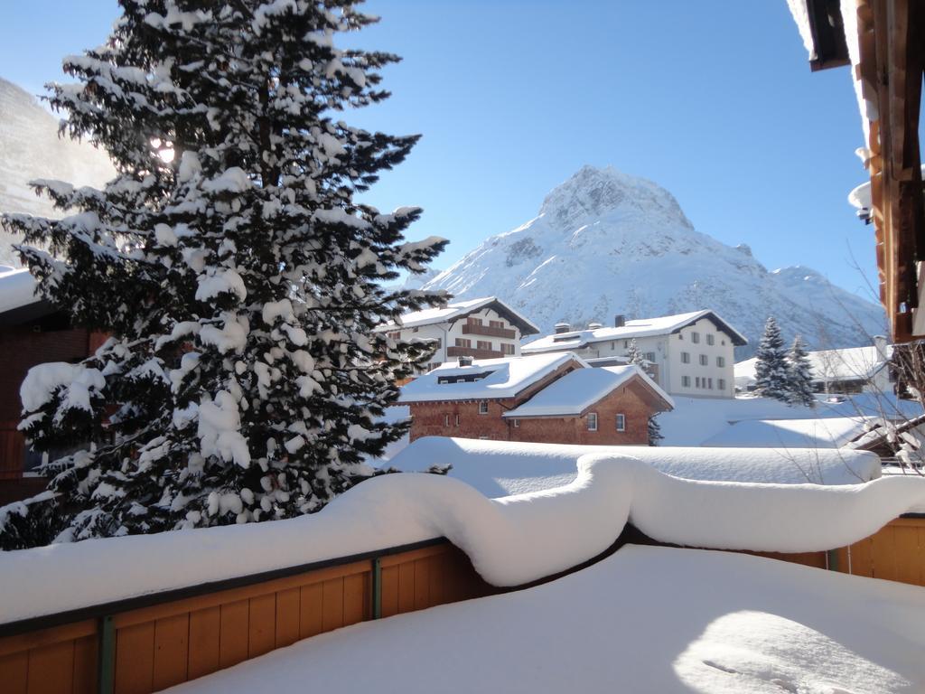 Pension Iris Лех-ам-Арльберг Екстер'єр фото