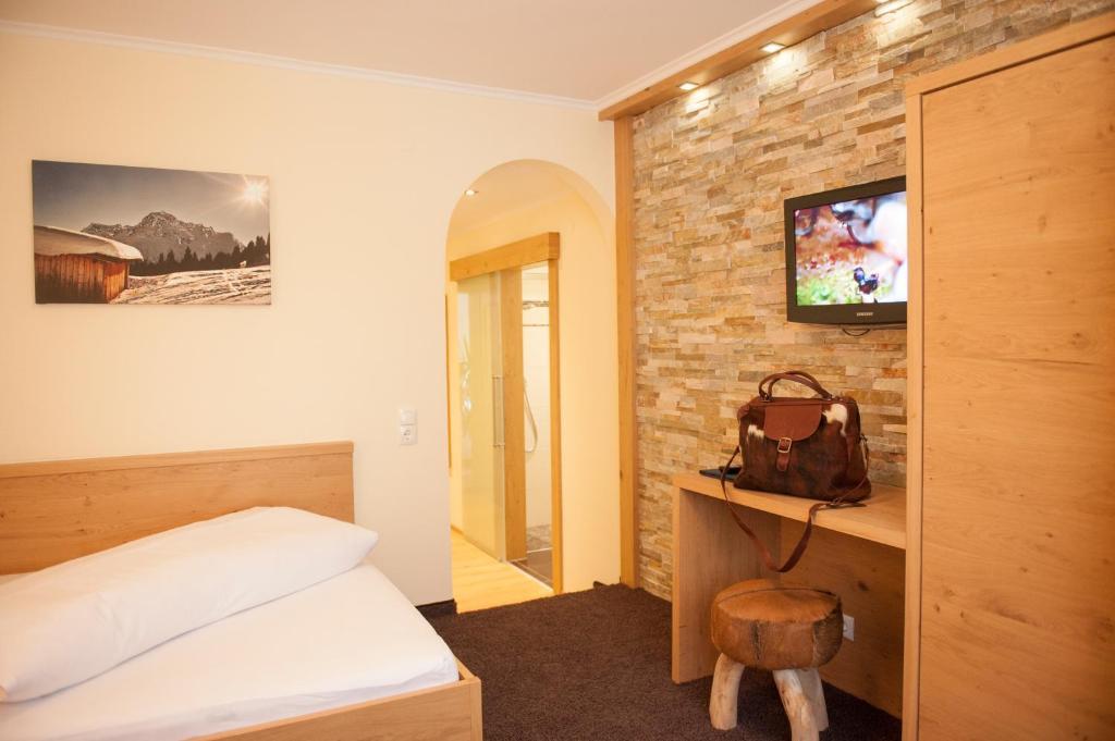 Pension Iris Лех-ам-Арльберг Номер фото