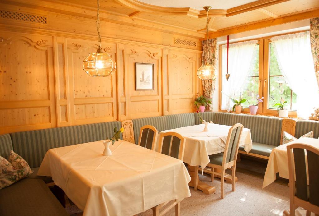 Pension Iris Лех-ам-Арльберг Екстер'єр фото